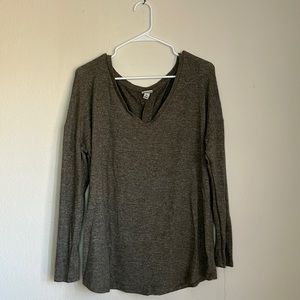 XL Women’s Green V-Neck Sweater